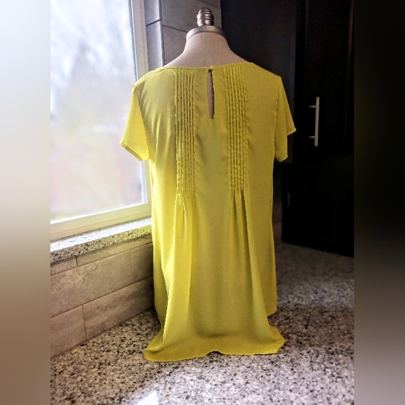 👚Decree bright yellow blouse medium - Picture 2 of 14